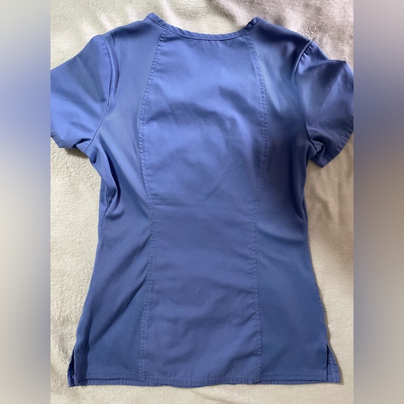 Scrub Set - Picture 4 of 6